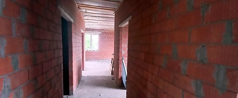 Жилой дом 109 кв.м в мкр. «Зеленая долина» — построен, без отделки, фото 11 из 12